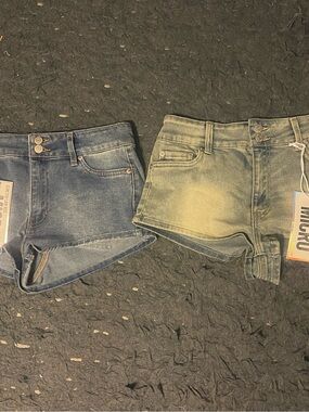 NWT women’s refuge Jean shorts size 3